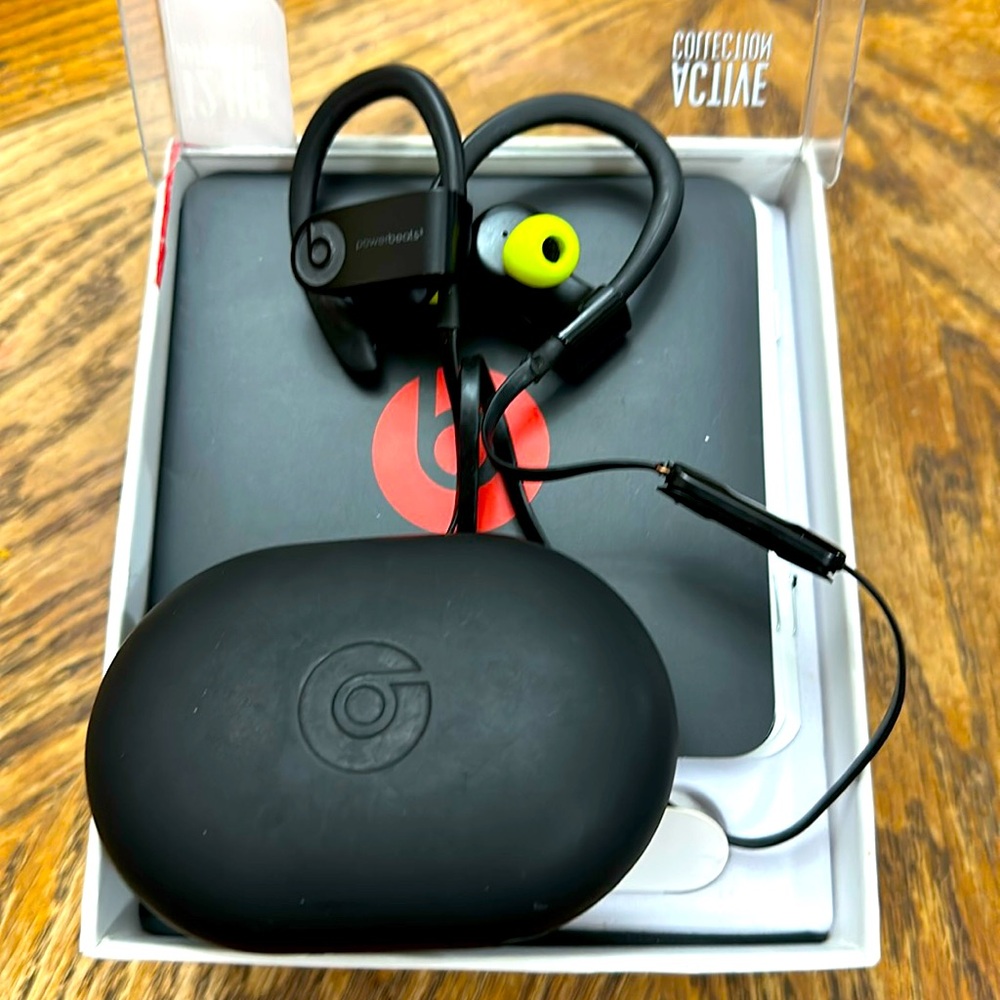 Powerbeats wireless